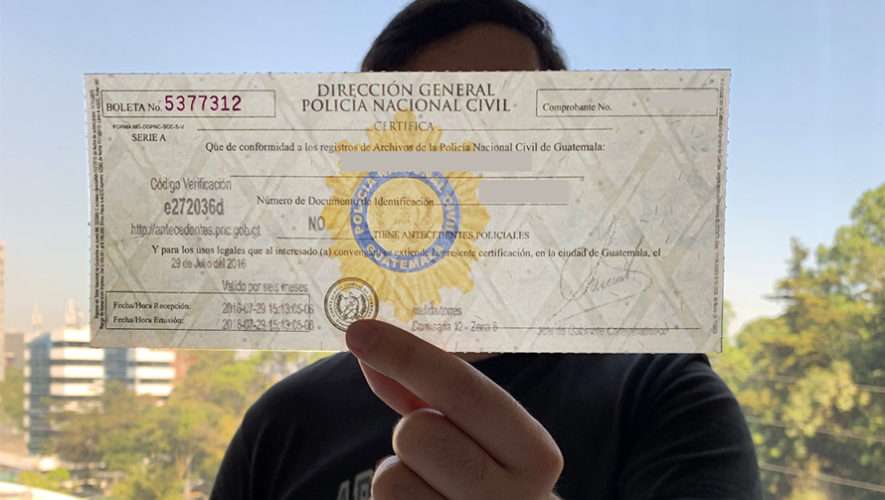 Gratuidad de antecedentes despierta dudas sobre su financiamiento