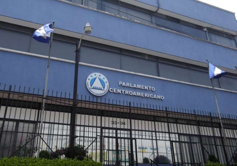 ¿Integración o desgaste? El reto del Parlacén tras el anuncio de El Salvador