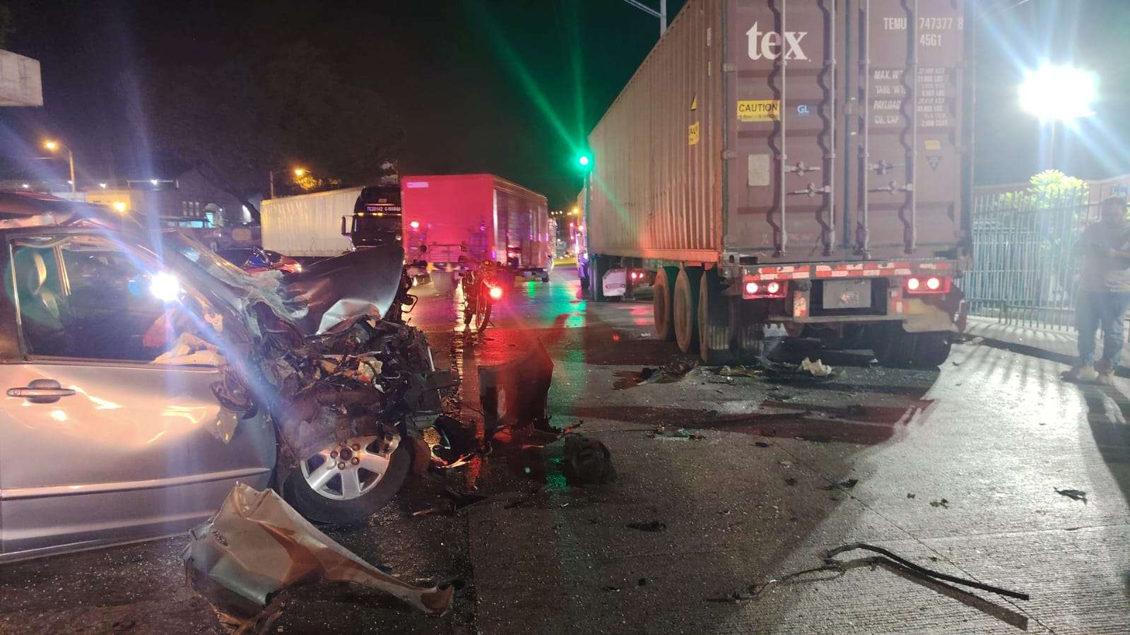 Accidente en la avenida Petapa genera fuerte congestionamiento vial
