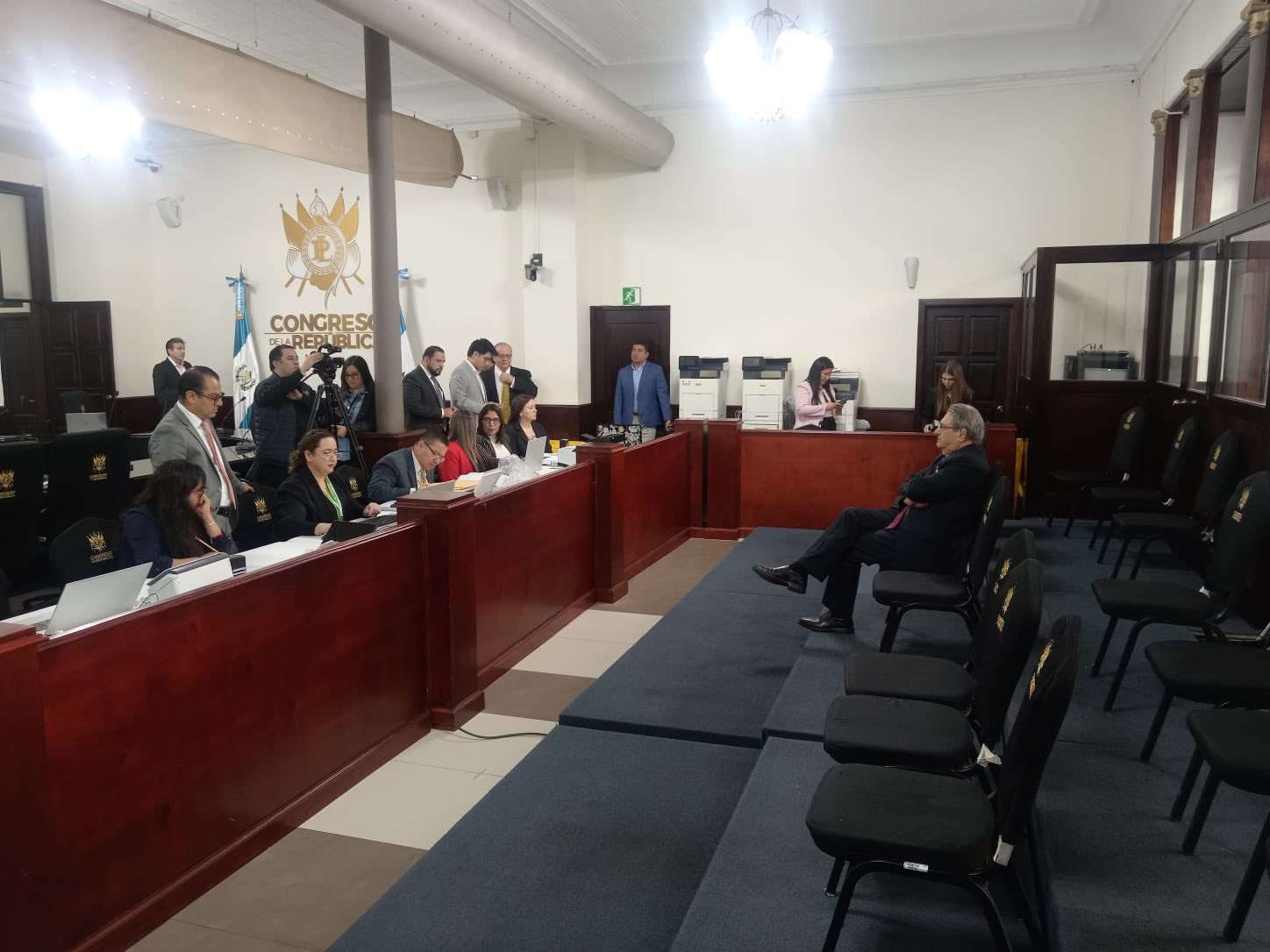 Avanza recepción de expedientes de aspirantes a magistrados del TSE en el Congreso