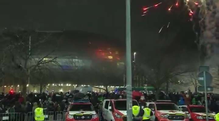 El Barcelona-Racing retrasa su inicio por problemas de acceso