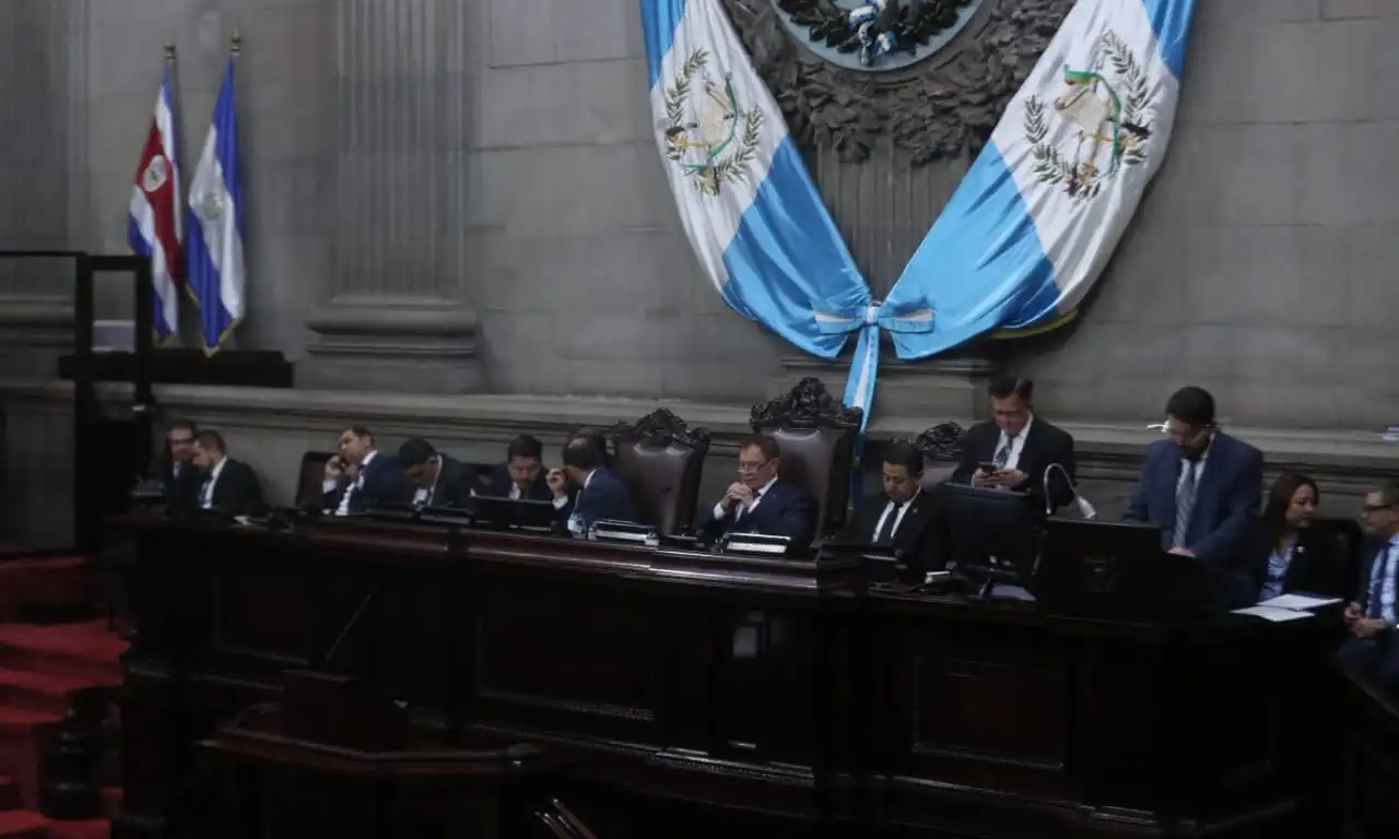 Congreso avala estado de Sitio y restituye la portación legal de armas