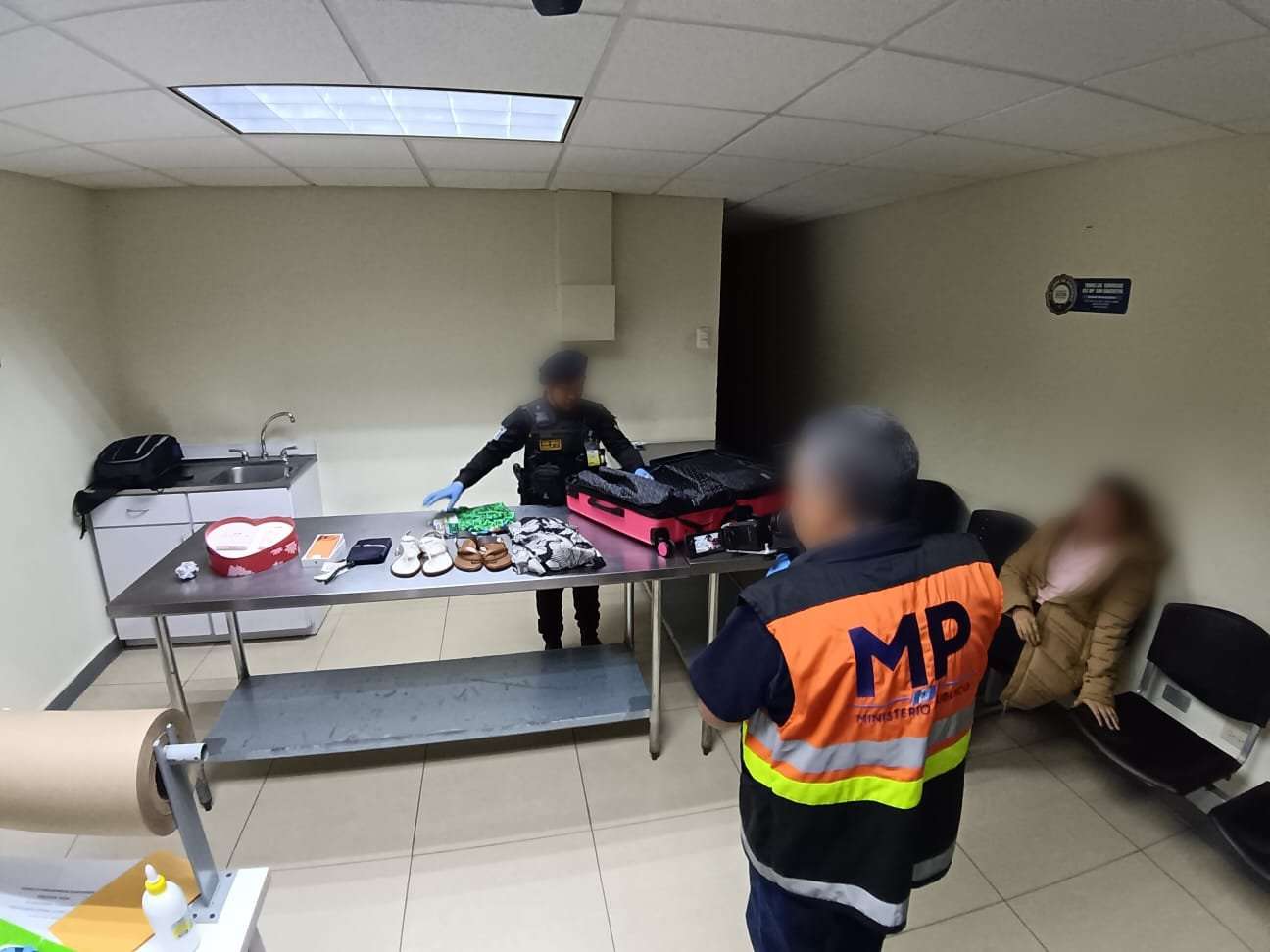 Pasajeras ingresaban productos sin declarar por más de US$23 mil