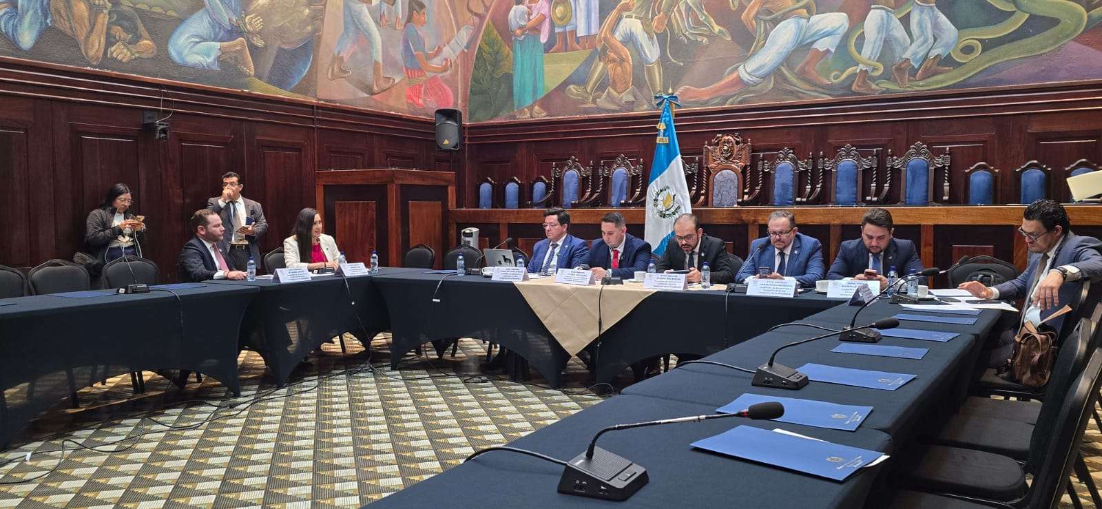 Comisión de Economía aprueba dictamen a iniciativa contra lavado de dinero